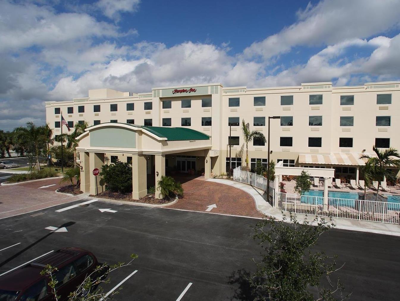 Hampton Inn West Palm Beach-Lake Worth-Turnpike Lake Worth Beach Exterior photo